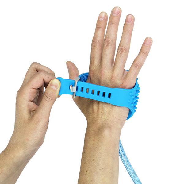 Aquapaw Pet Bathing Tool