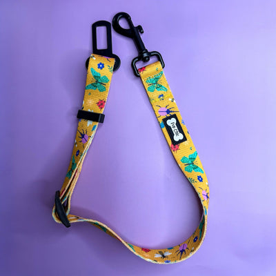 Pup Chic Boutique – Summer Buzzin’ Adjustable Dog Seat Belt Clip