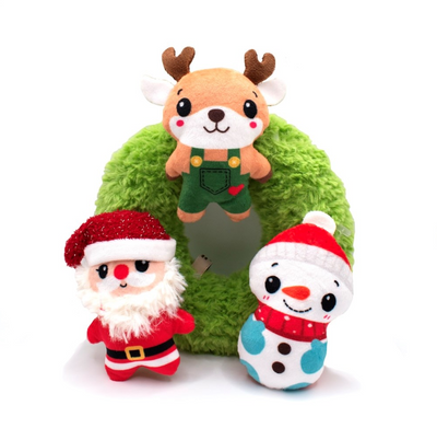 Great & Small Santa and Friends – Wreath Plush Dog Toy