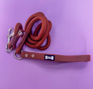 Pup Chic Boutique Brown 5ft Rope Dog Lead with PVC Handle.